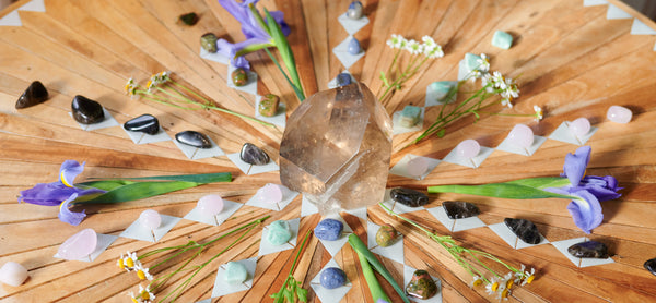 7 Effective Ways To Cleanse & Recharge Your Crystals